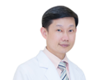 坤蔡医生 (Dr.Kriengchai Sajjachareonpong,M.D.) 