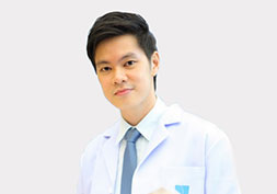 博邦医生(Dr.Pokpong Pansrikaew,M.D.) 